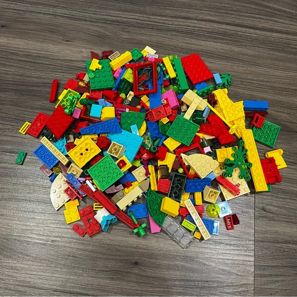 Lot Of Bright Colored Lego Pieces From Different Sets 8.6 Ounces